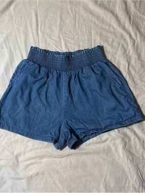 Universal Thread Women's Blue Elastic-Waist Denim Shorts